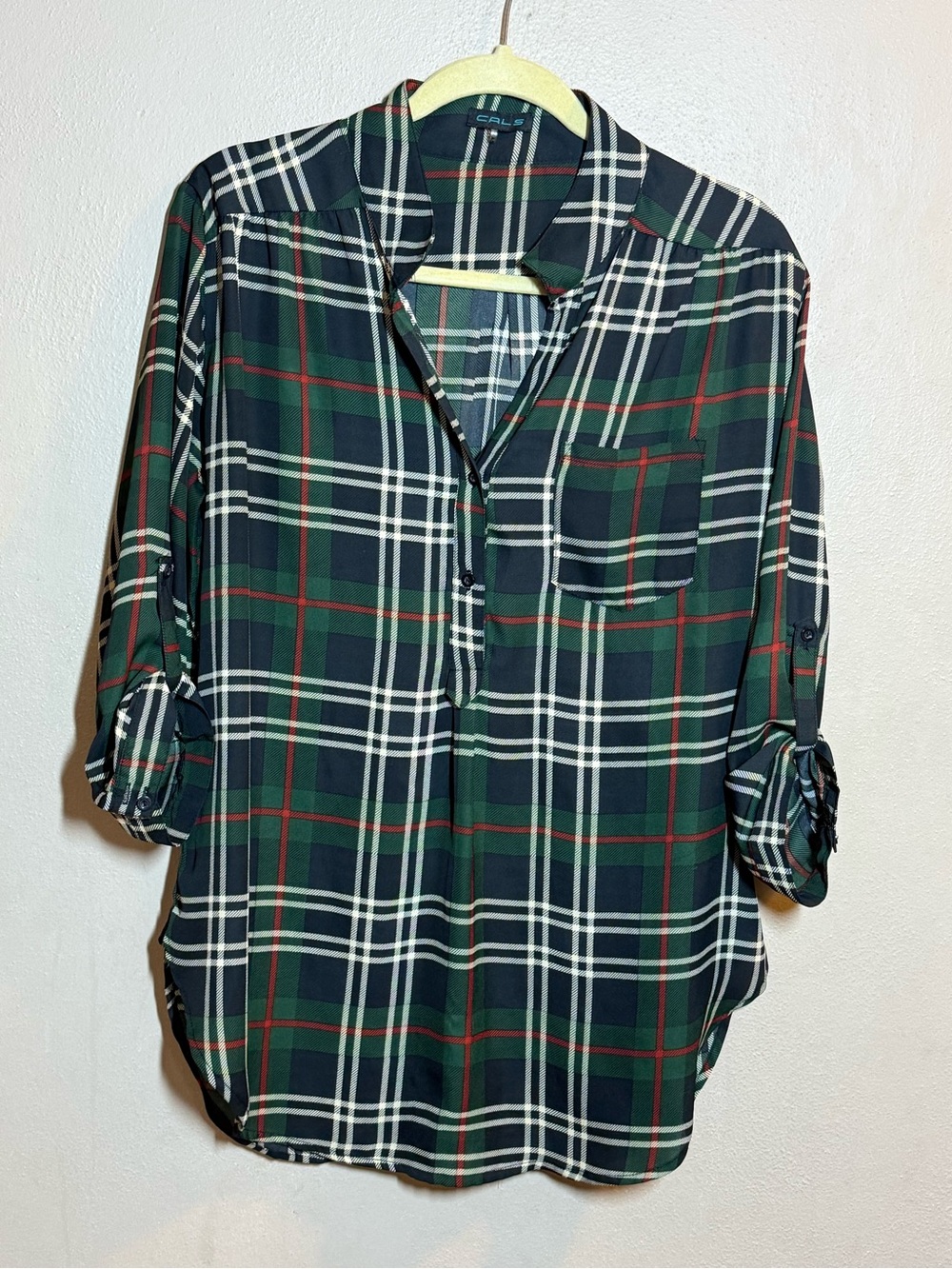 NWOT CALS Women’s Plaid Tartan Collared Button-Down Top/Tunic Sz L